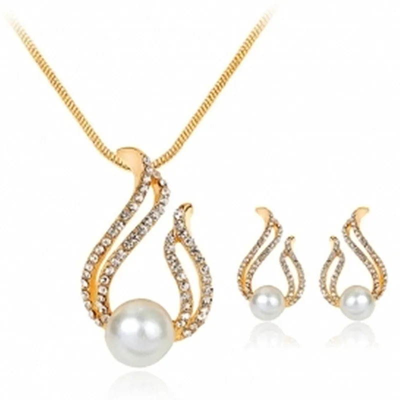 

Simple Simulated Pearl Jewelry Set Gold Color Water droplets Fashion Crystal Jewelry Necklace Earring Two Pieces Set Party Gift
