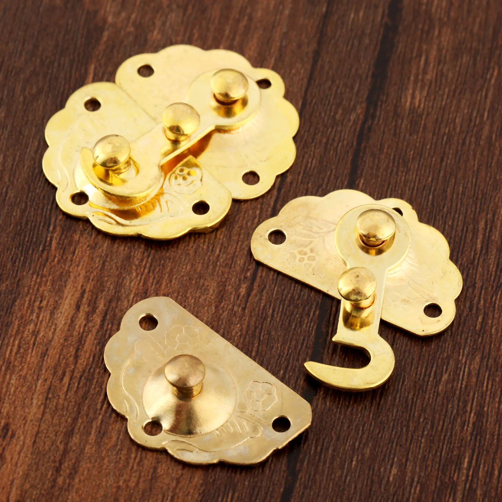 2Pcs Gold Iron Latches Catches 35*45mm Hasps Clasp Buckles Small Lock for Jewelry Wood Box Suitcase Furniture Hardware