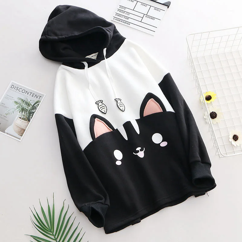  Sweatshirts female cartoon color matching black and white cat eat fish embroidery Female easing stu