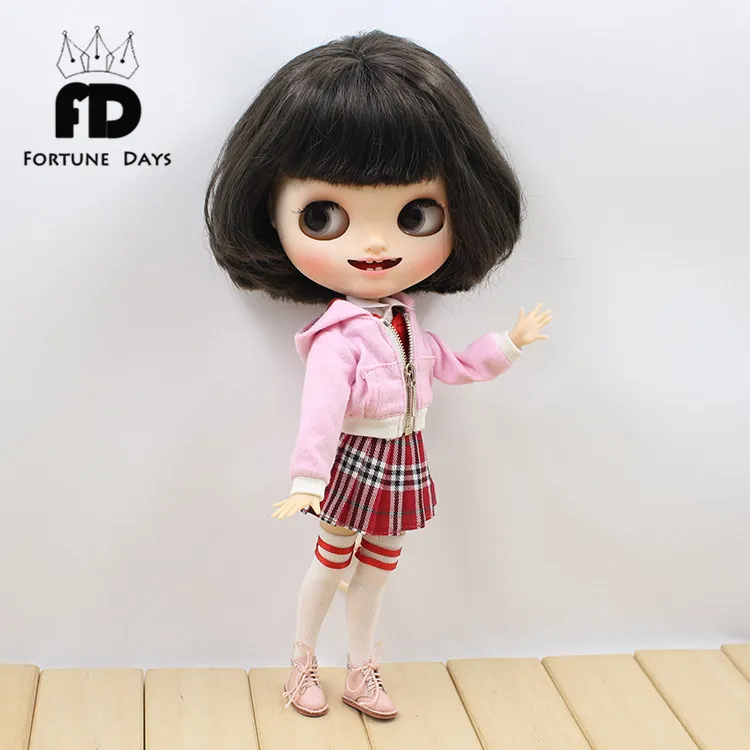 Ледяной DBS Blyth кукла licca совместное тело красная юбка белый чулок розовое пальто