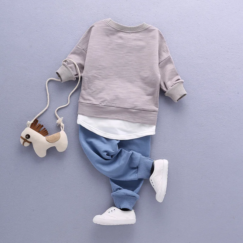 Мода на весну и осень для маленьких мальчиков и девочек, хлопковая футболка с длинным рукавом+ Штаны 2 шт./компл. тренировочный костюм для мальчиков комплект одежды для детей комплект для малышей