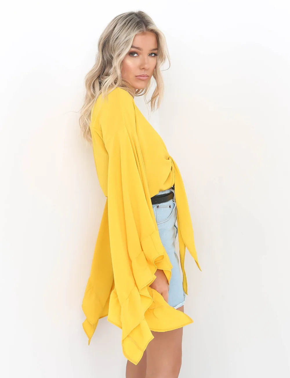 MONACO-BLOUSE-A34997YEL_1532x2000_636276959123572000_5B2A6783
