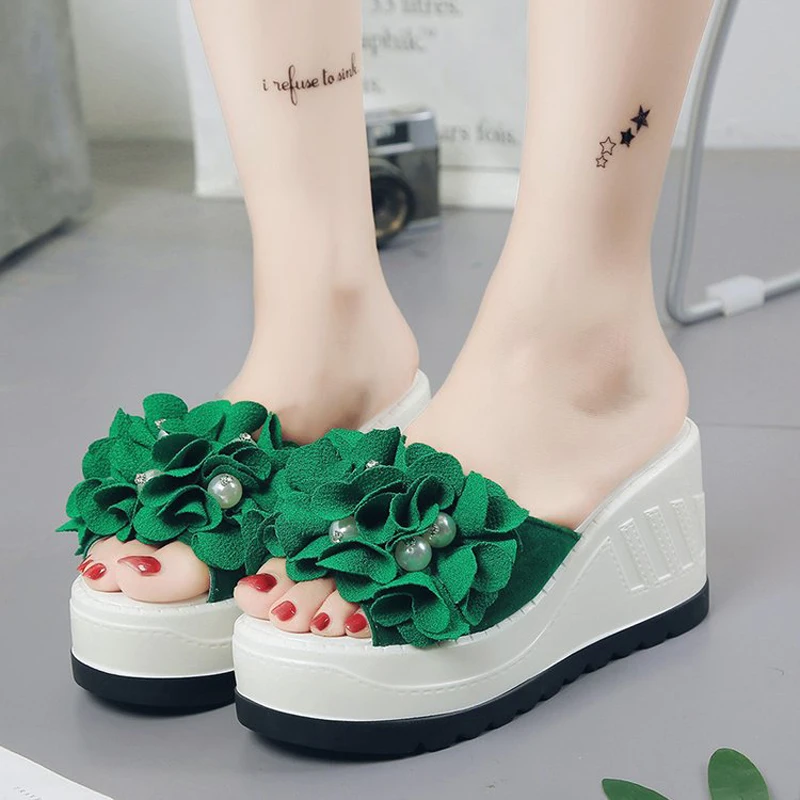 2018 Brand Floral Flip Flops Women Pearl Crystal Platform Wedges Slides Outside Slippers Flower 