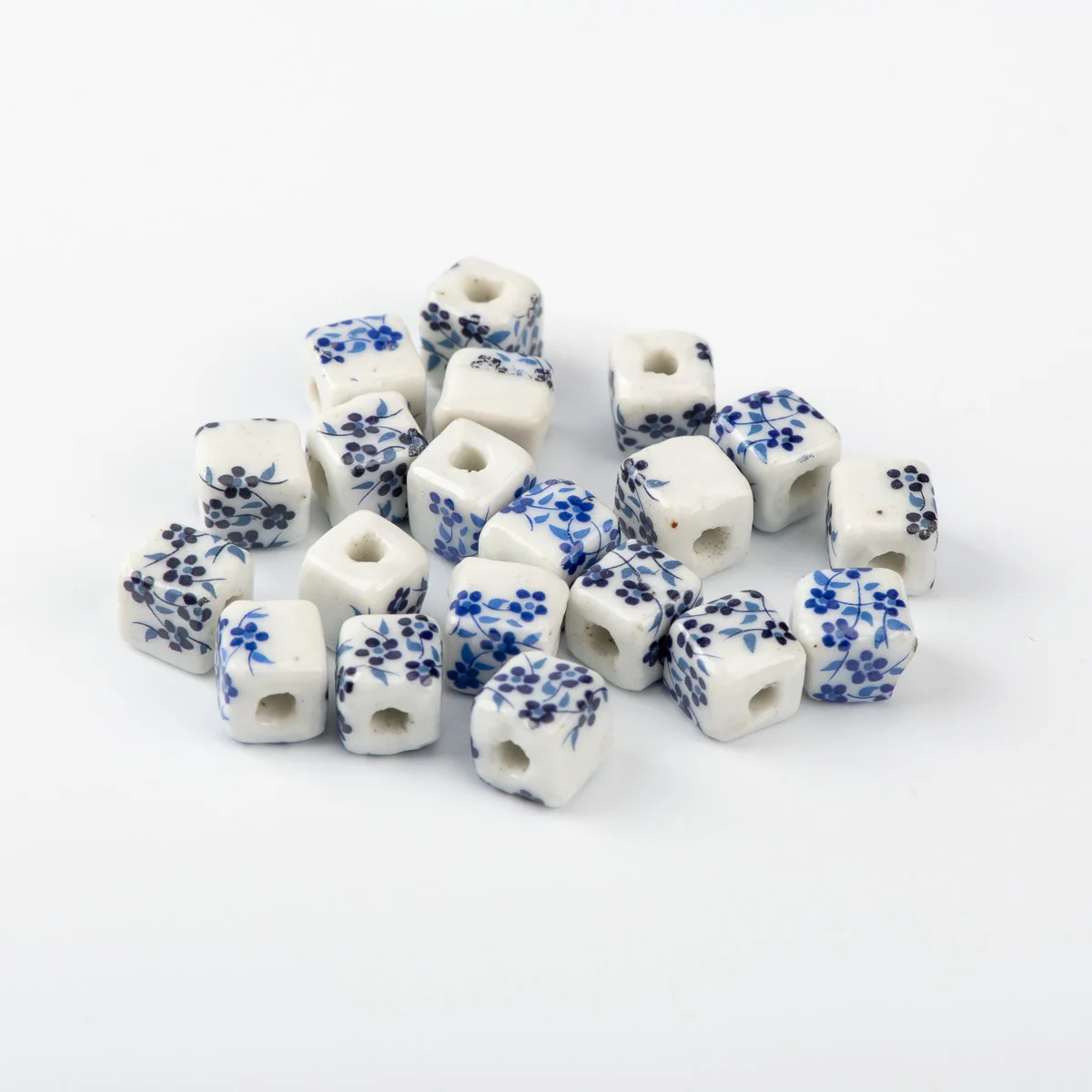 

Square Shape Flower China Ceramic beads beads jewelry For earrings making Quality Ceramics beads 20pieces/lot #A113B