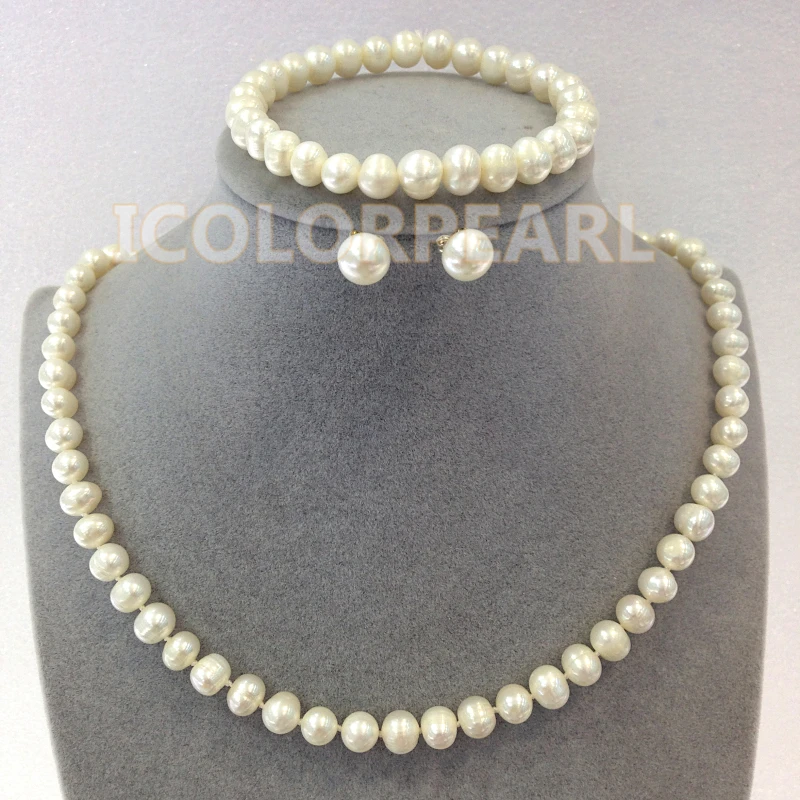 

Low Price 6.5-7.5mm Potato Nearround White Natural Freshwater Pearl Jewelry Set With Studs,Bracelet On Elastic.