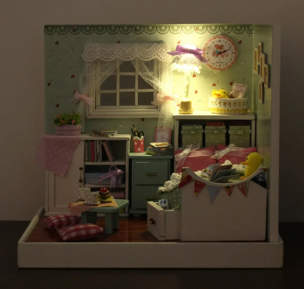 DIY Doll House Miniature Room Toy Creative Wooden Dollhouse Furniture Doll Houses Building Kits Toys for Baby Gift