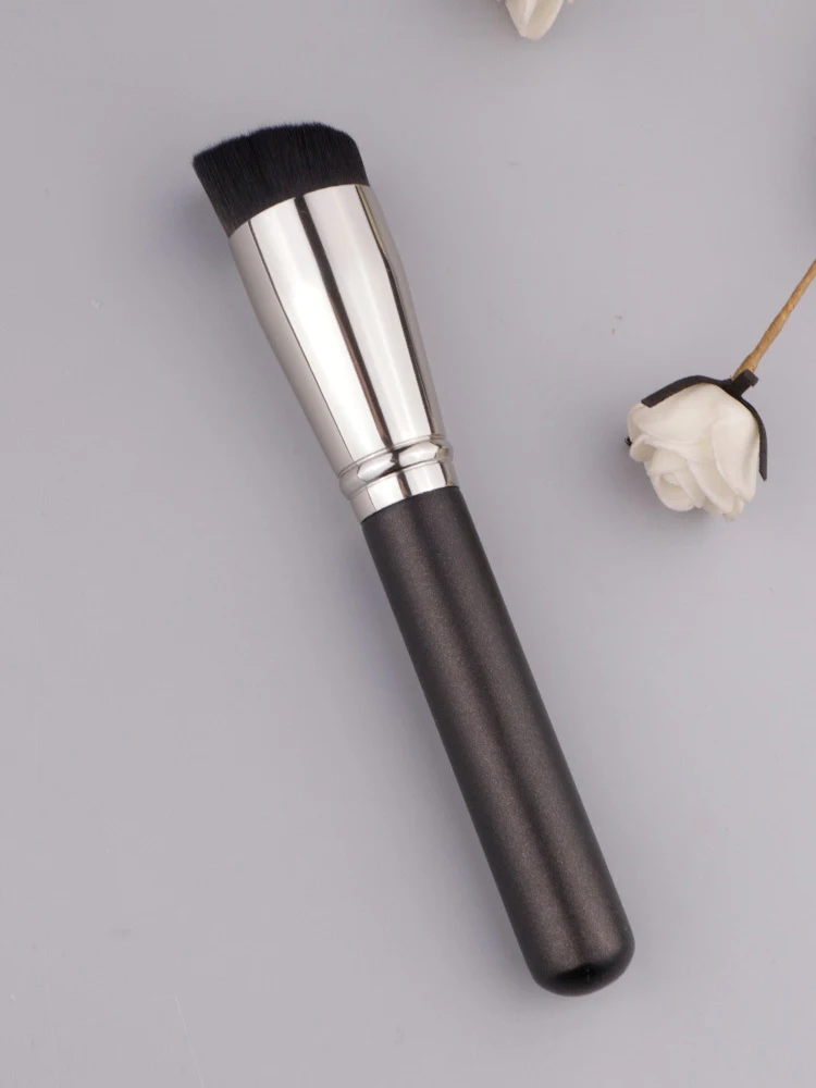 

High-end brand Oblique flat head Foundation Brush BB Frost Brush Blush Brush Basic cosmetic brushing tool 196# 1pcs