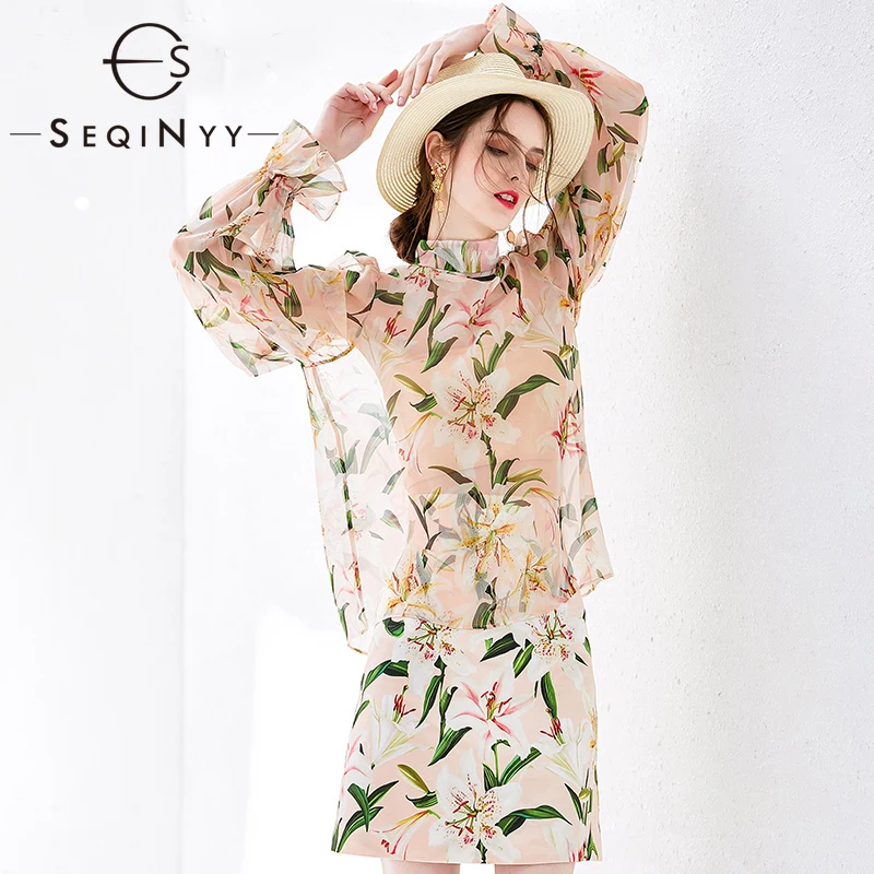 

SEQINYY Sweet Set 2019 Summer New Fashion Design Women Silk Translucent Top + Slim Mini Skirt Romantic Lily Flowers Printed Set