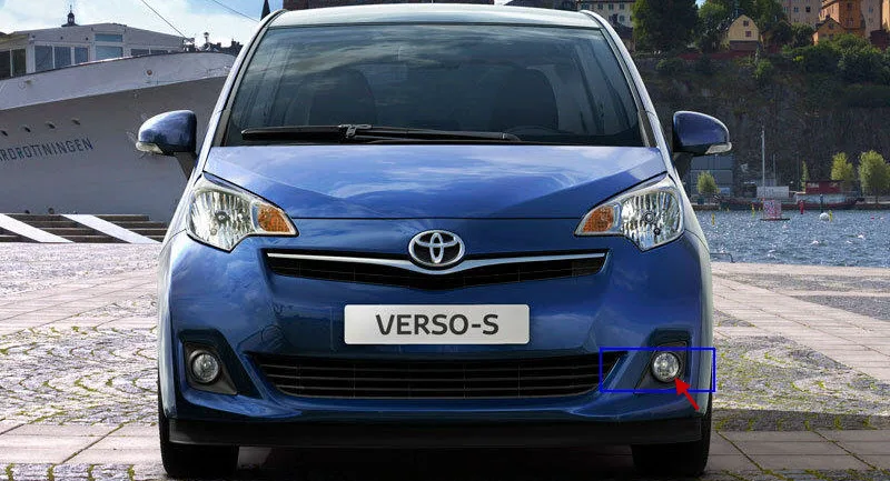 Toyota Verso-S-2011-1