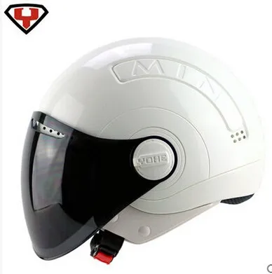 Электрический мотоциклетный шлем Весна Лето Половина крышка мини шлем четыре сезона шлем молодой моды концепция