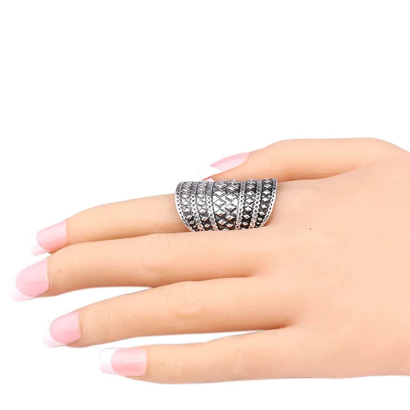 Винтаж ювелирные изделия в стиле панк кольца для Для женщин тибетский серебряный сплав уникальные кольца наборы для ухода за кожей 4 шт./компл. модная коллекция года