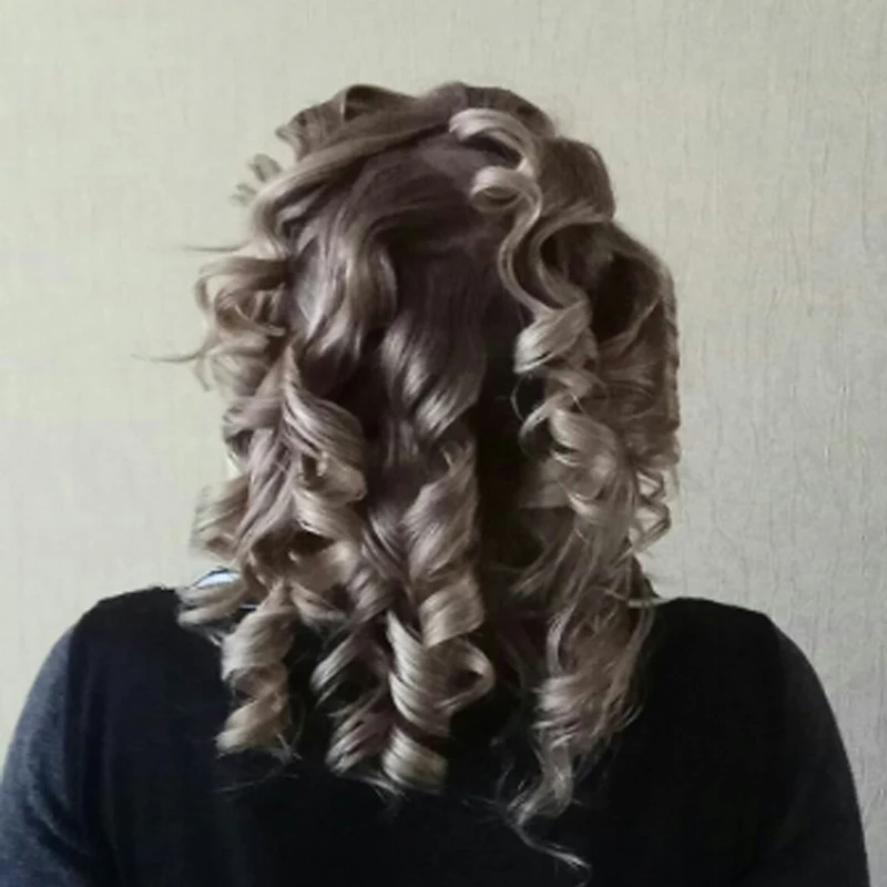 hairstyle