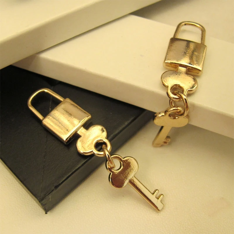 

Diy handmade decoration apparel ornament accessories shiny gold small lock and key zipper film charm pendant jewelry decor 6pcsx
