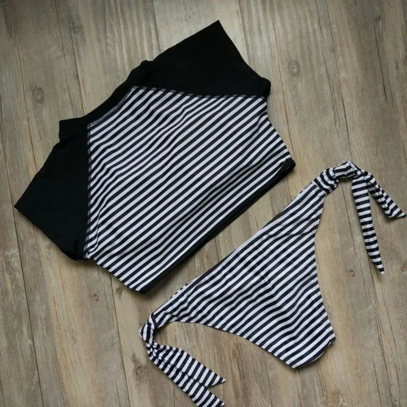 جديد 2019 اثنين من قطعة مجموعة البكيني النساء قصيرة الأكمام ملابس السباحة شريط جوز الهند طباعة Tankini ملابس السباحة الشاطئ رياضة ركوب الأمواج ثو...