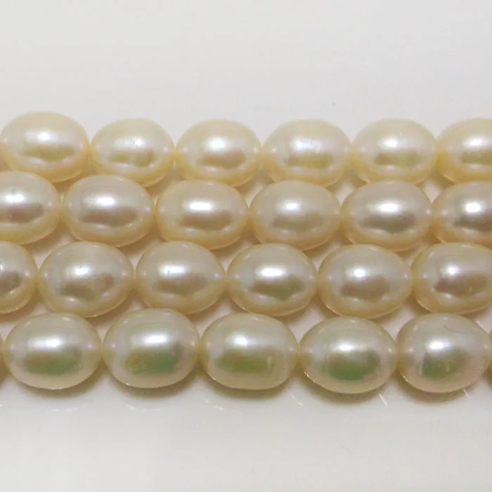 16 inches AA+ 10-11mm White Natural Cultured Freshwater Rice Pearl Loose Strand