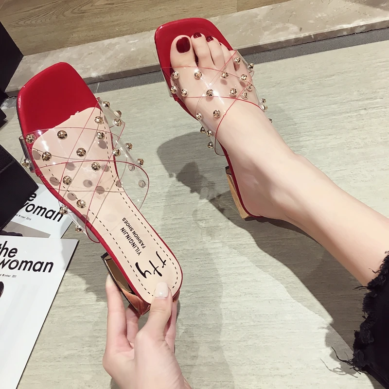 

Women's Shoes Slippers Outside the New Summer Fashion Coarse-heeled Transparent Cross-Riveted Medium-heeled Shoes of 2019