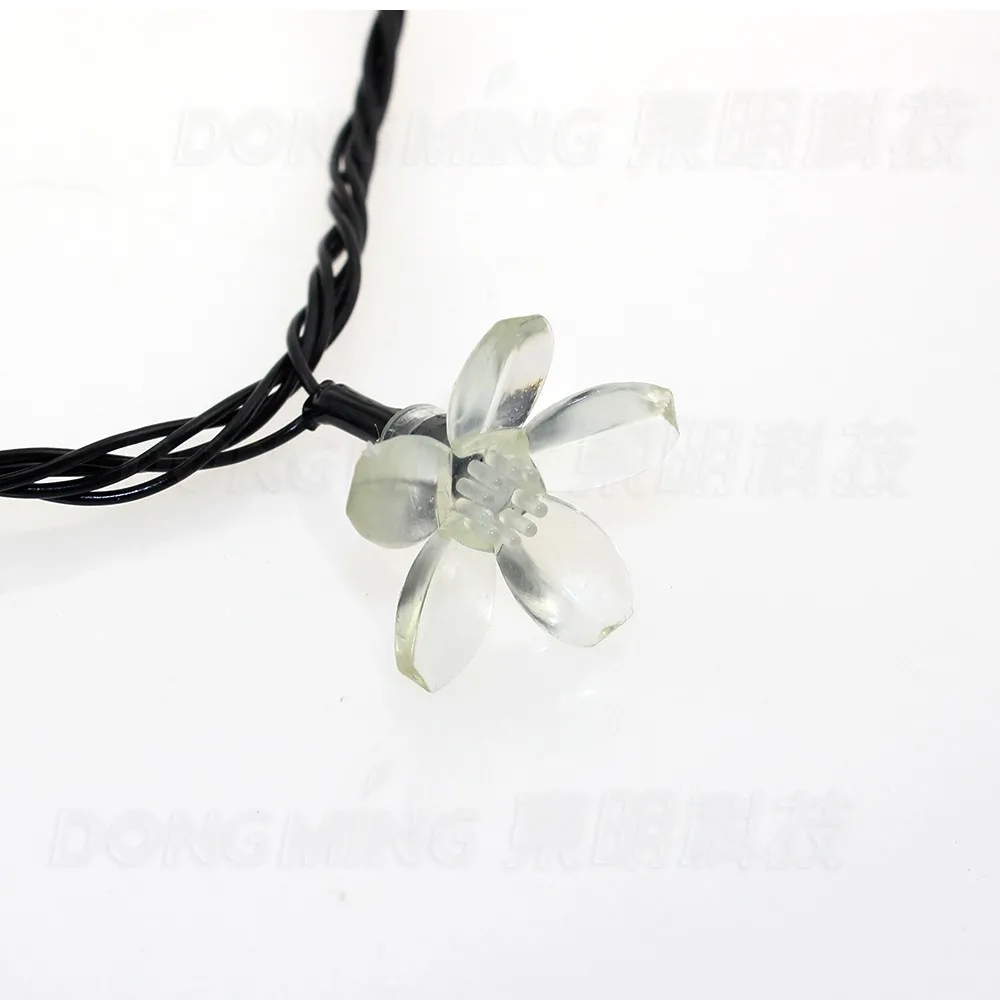 Emissor de Luz da Árvore de Natal Luzes de Fadas String para Chrisma Festa de Ano Super Branco Brilhante Pétalas Preto Diodo 110-220 v 10 m 80 Led Novo Fio 31 China string light globes Suppliers
