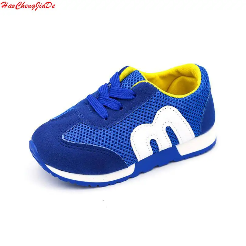 الأطفال الجديد أحذية الفتيات الفتيان حذاء رياضة التزلج لينة أسفل أطفال موضة رياضة causual المتسكعون أحذية رياضية شبكة مسطحة