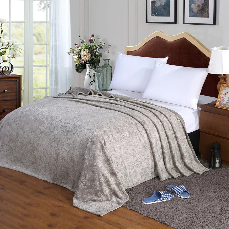 Luxury Embossed Jacquard Blankets for Beds Winter Warm Fleece Blanket