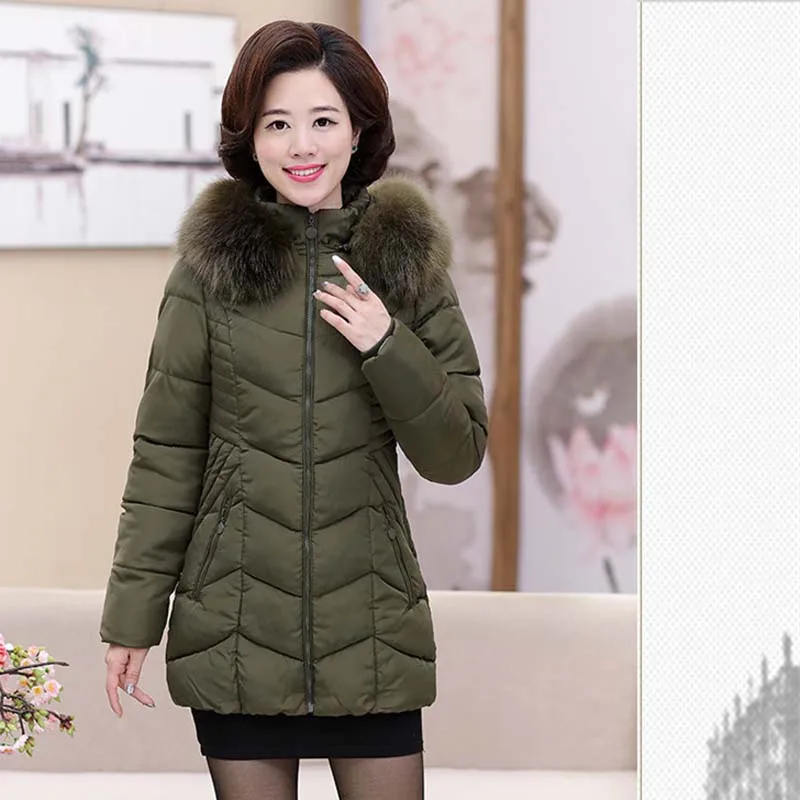 Middle-aged women's cotton hooded long section large size mother loaded light down jacket P10W07 | Женская одежда