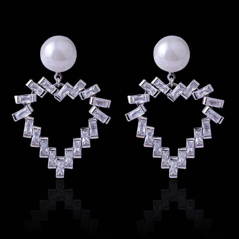 

2019 New Korean Style Pearl Dangle Earrings Fashion Party Wedding Jewelry Arrival Gold Color Love Heart Drop Earrings For Women