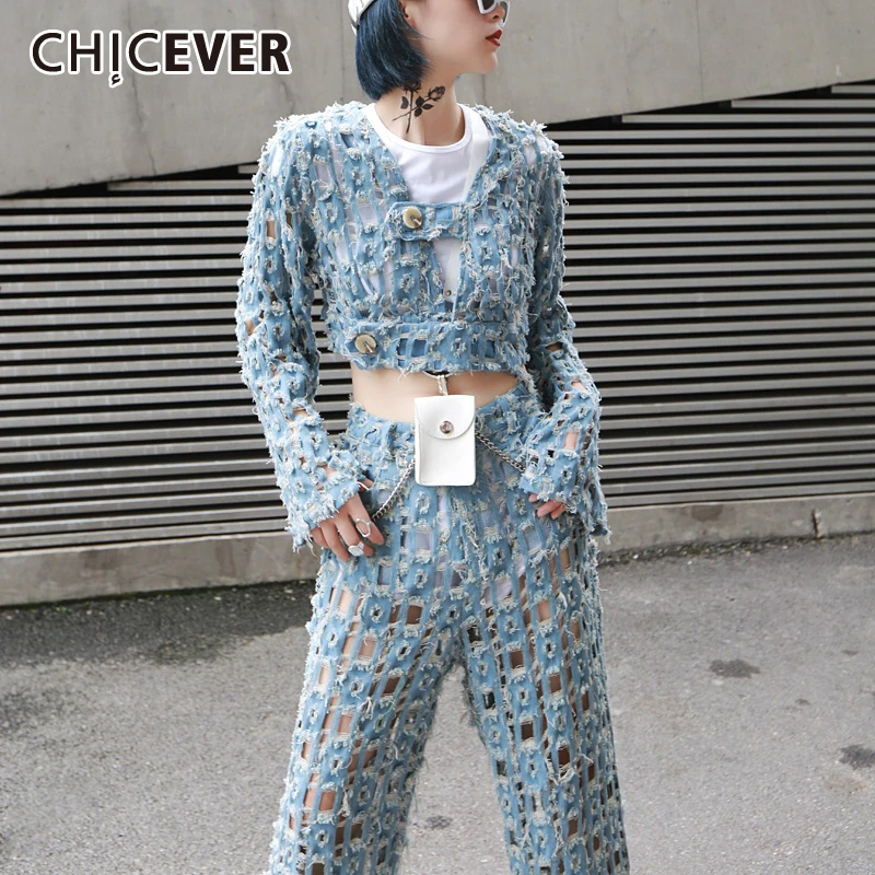 

CHICEVER Summer Hole Coats Clothing For Women V Neck Flare Sleeve Short Length Denim Coat Jacket Female 2019 Fashion New