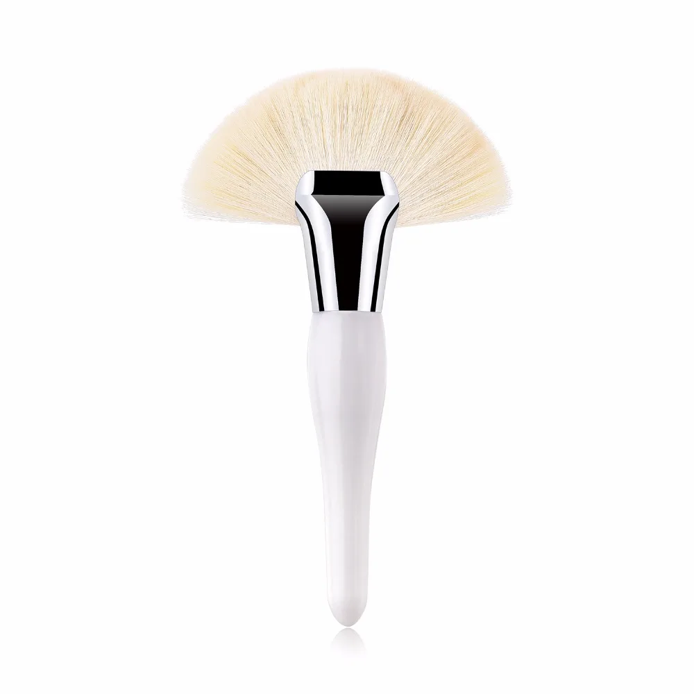 2018 new synthetic Hair a fan shaped makeup brush angle brush for