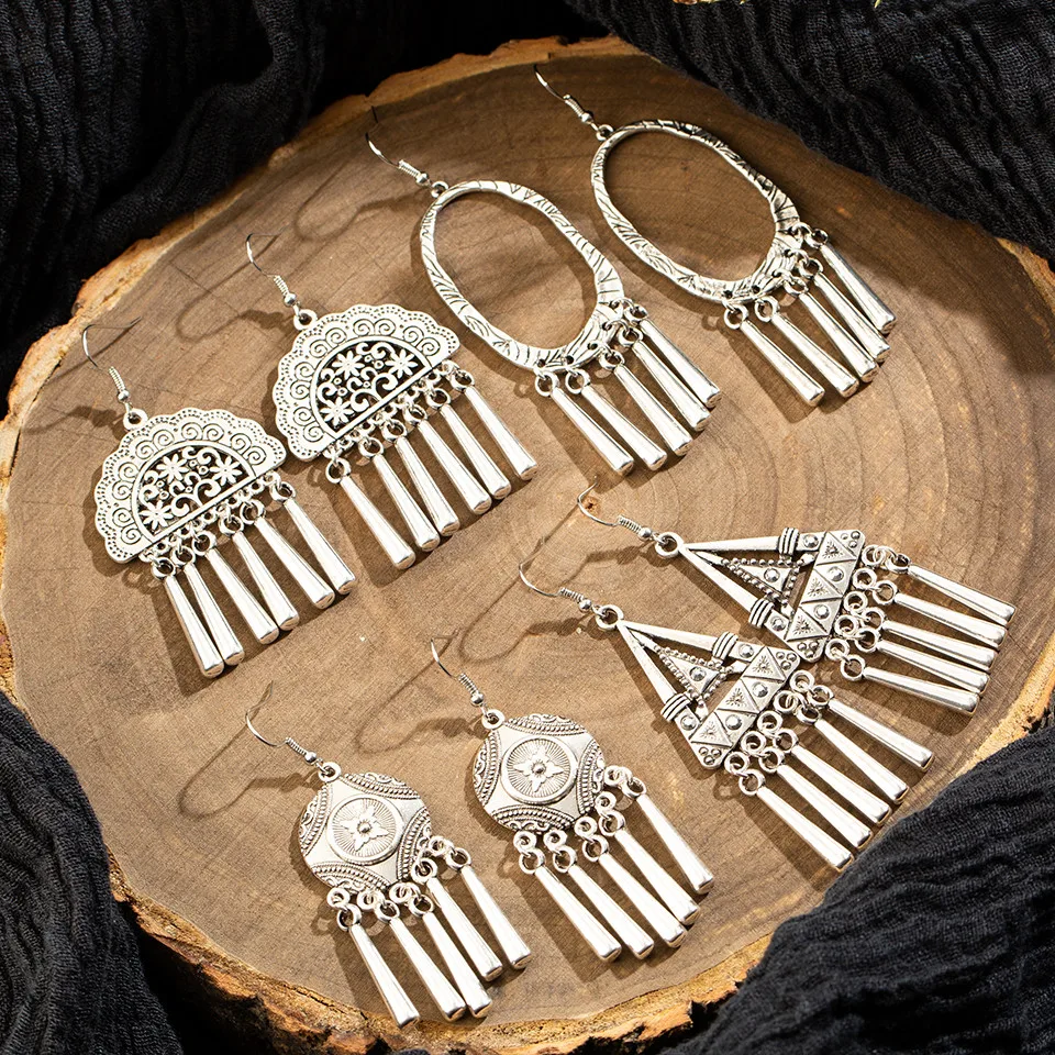 Индийские серьги-капли, женская бижутерия, этническая серебряная, в стиле бохо, цветные серьги для женщин, винтажные геометрические цветы, металлические серьги с кисточками