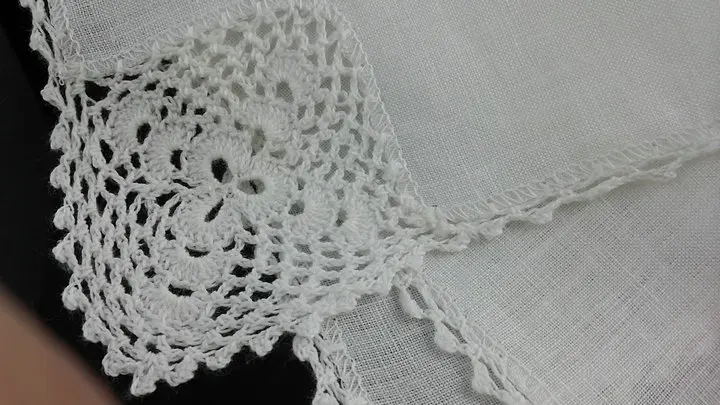 Высокое качество Белый льняной платок ручной работы крючком кружевной носовой платок