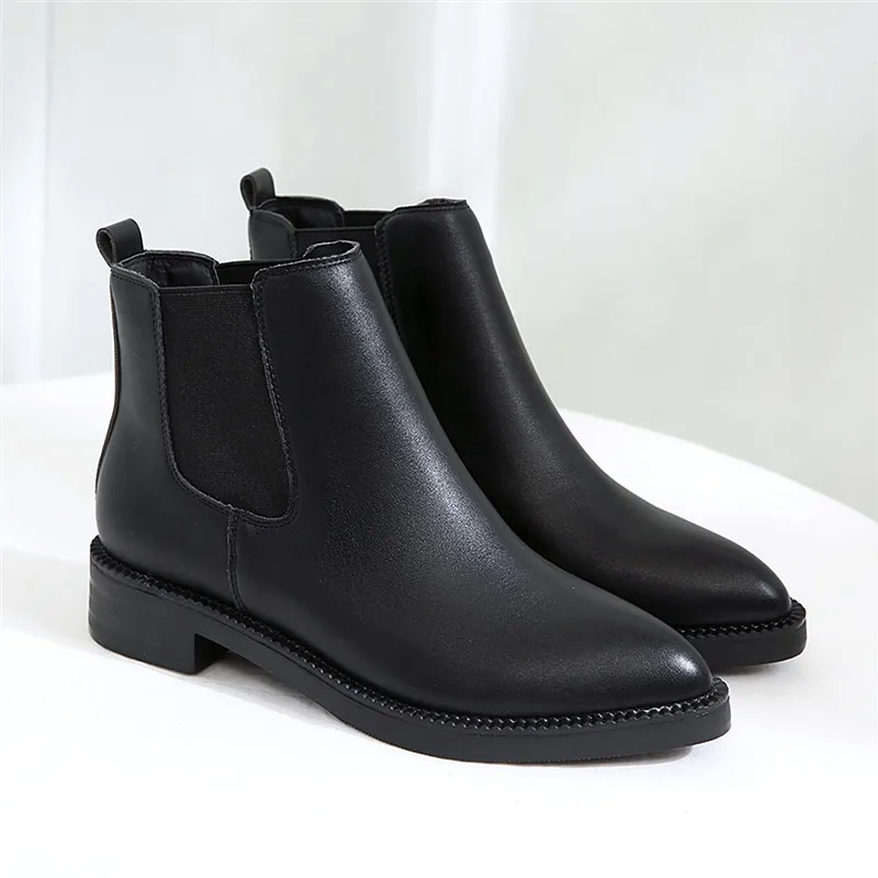 chelsea boots trend 2018