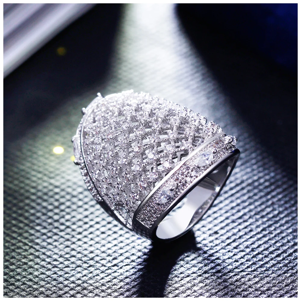 Dreamcarnival 1989 Designer New Hollow Out Rings for Women Rhodium Gold Color Engagement Wedding Jewelries Anel Feminino DC1989