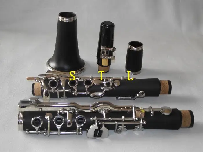 

clarinet Bb ebonite 20 KEYS good technique