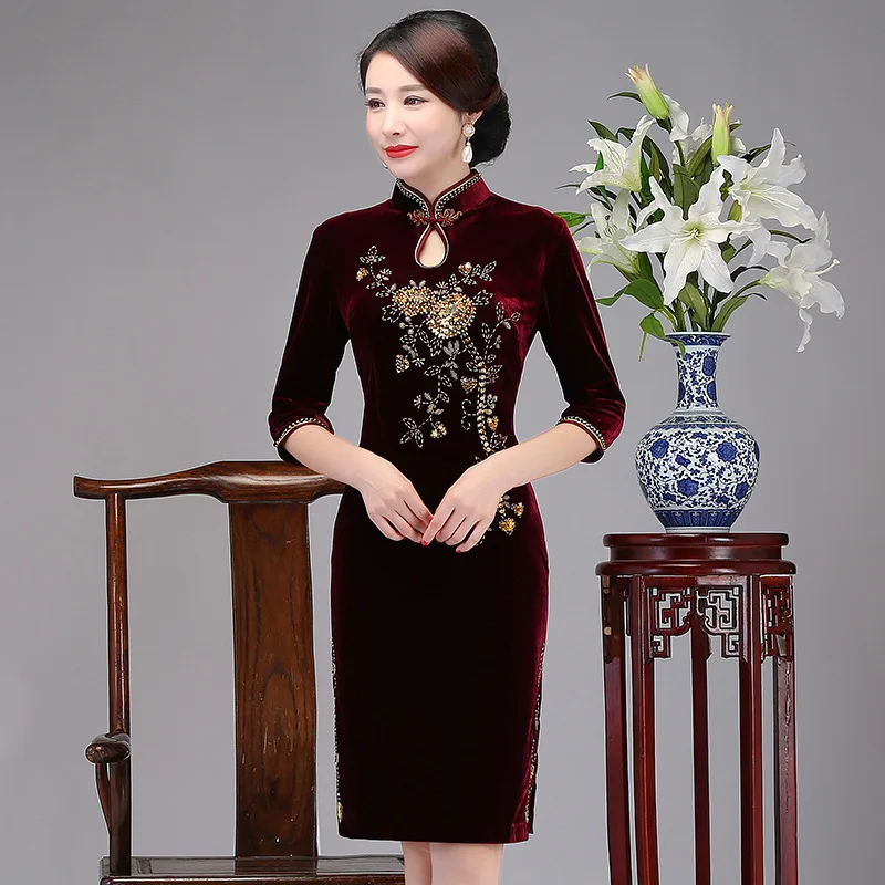 

Velvet Cheongsam Long Pearl Beaded Winter Chinese Style Dress Ladies Elegant Party Prom Dresses Vestidos Vintage Qipao 3XL 4XL