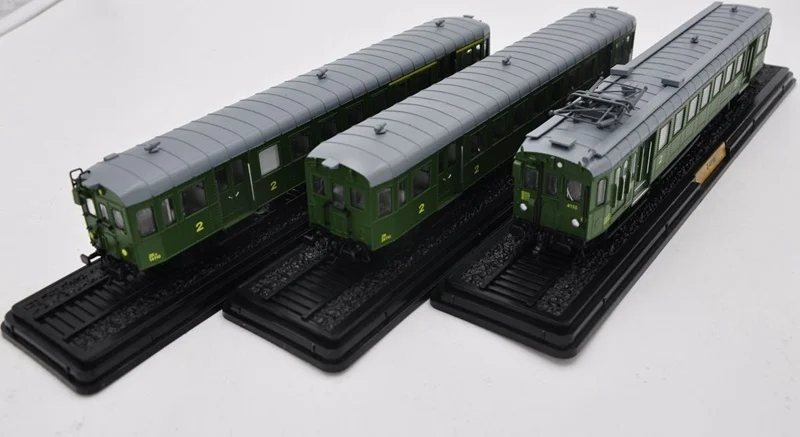 

A SUIT 3PCS ATLAS 1:87 RAILWAY TRAIN MODEL Z-4100 ZRx-14110 ZR-24110