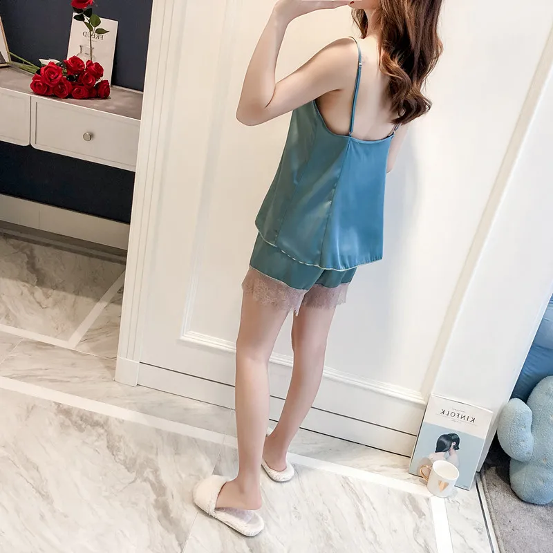 10300545675_1929359744