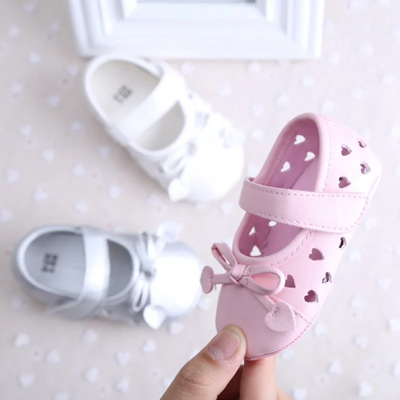 1Pair High Quality Beautiful Sweet Heart Baby Shoes PU Leather 2017 Bow