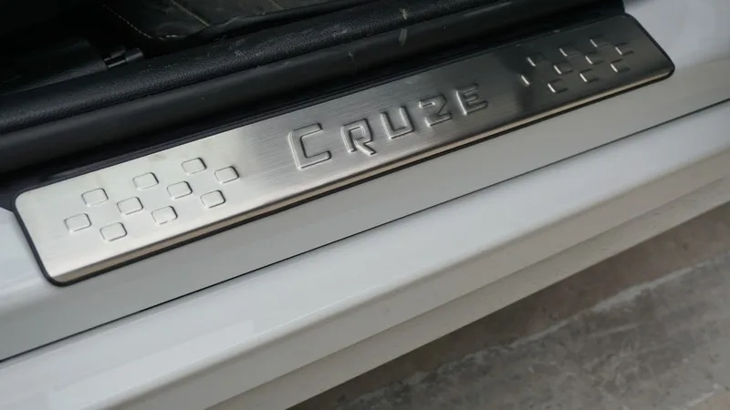 AOSRRUN автомобильные аксессуары нержавеющая сталь Накладка порога для Chevrolet Chevy Cruze седан хэтчбек 2009