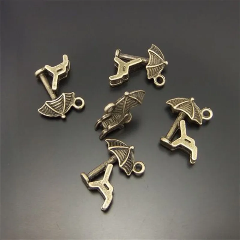 Wholesale Antique Style Bronze Tone Alloy 3D Beach Chair Umbrella Pendant Charms Jewelry 30pcs 02203 Jewelry Accessory Handmade
