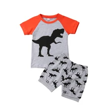 Топы в полоску с динозавром для маленьких мальчиков; футболка; короткие штаны; одежда