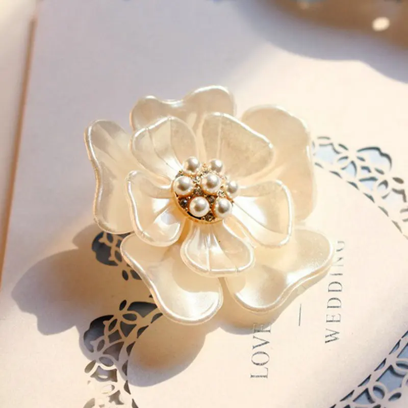 

SPINNER New Fashion Opal Stone Flower Brooch Pin Women Garment Accessories Jewelry Luxury Brooch Pin For Best Lover