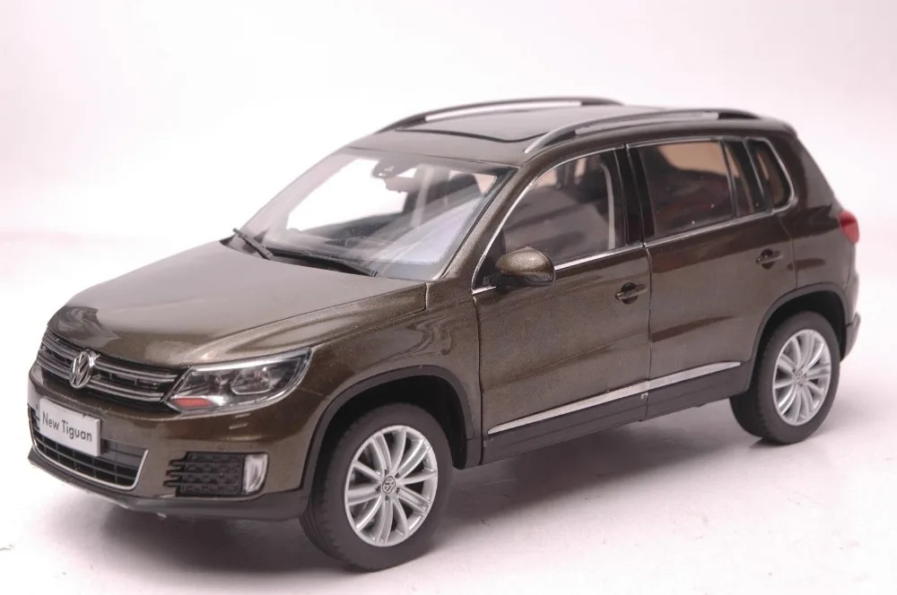 Volkswagen VW Beetle convertible de Kyosho en 1:18 moonrocksilver nuevo