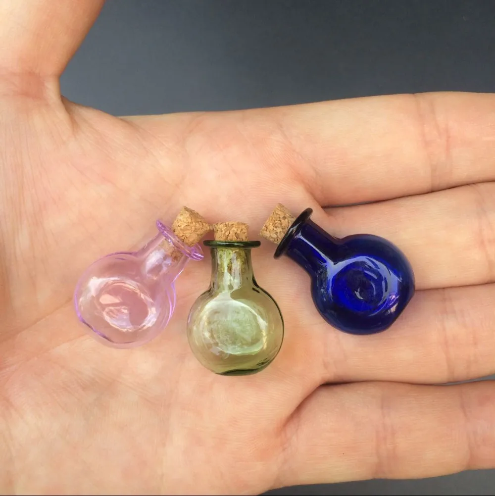 Mini Glass Color Bottles Oblate Round Bottles With Cork Little Bottles Wedding Gift Tiny Jars Vials Mix 7Colors7