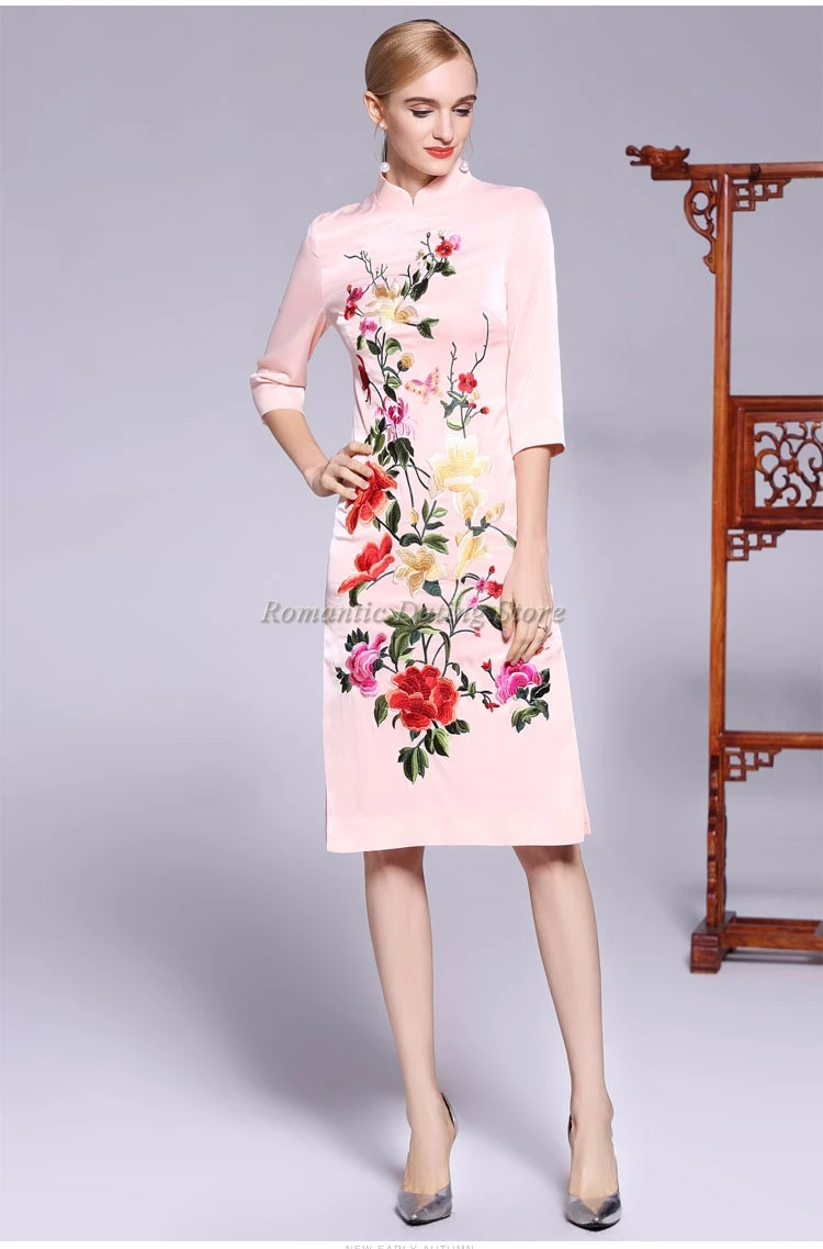 Низкая Luv высокого качества китайский стиль дамы Cheongsam вышитые цветы Cheongsam длинный абзац три цвета дополнительно