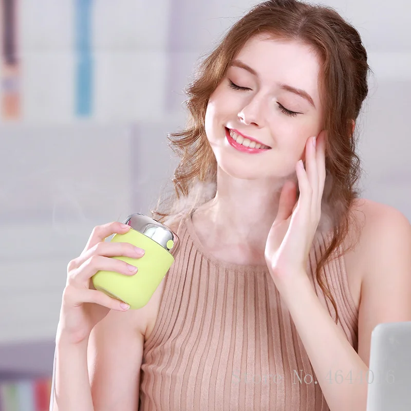 

USB Car Ultrasonic Humidifier Mini Aroma Essential Oil Diffuser Aromatherapy Mist Maker for Home Office Girlfriend Gift