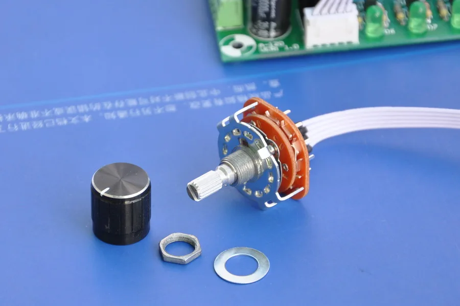 Electronics-Salon Audio Input Selector Relay Board With 12V regulator