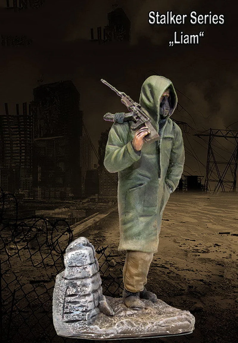 

Assembly Unpainted Scale 1/35 Stalker Series Liam with base soldier bust Historical toy Resin Model Miniature Kit