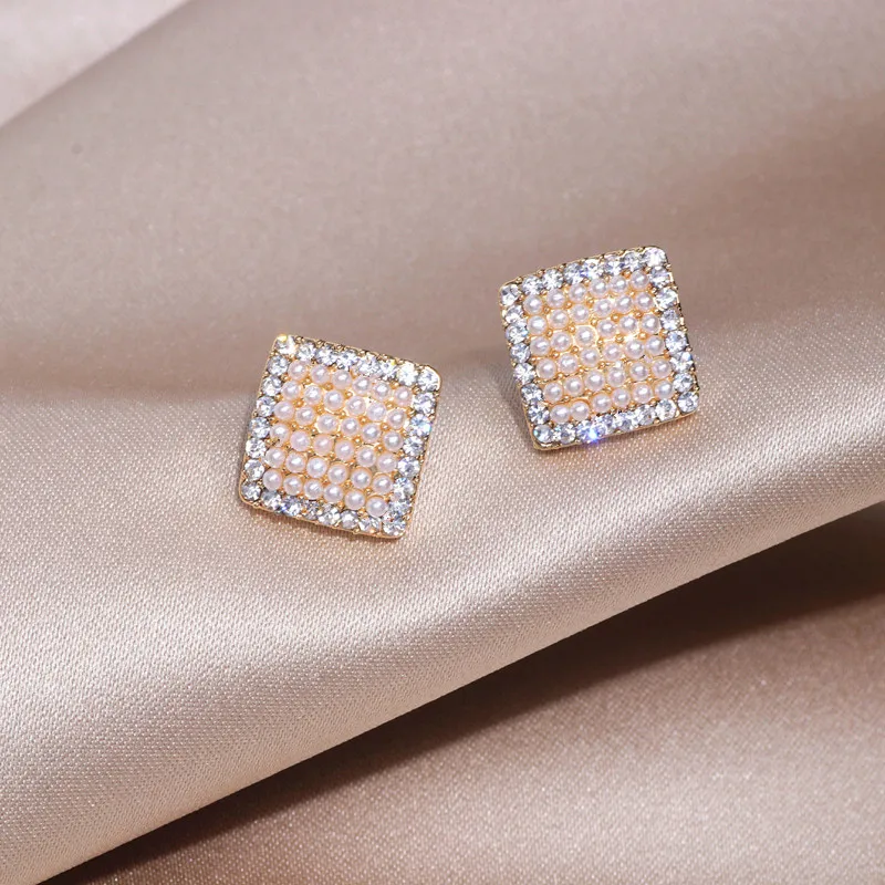 Новые трендовые серьги-гвоздики из искусственного жемчуга для женщин и девушек, квадратные геометрические серьги-гвоздики с кристаллами, ювелирные изделия для свадебной вечеринки, подарок
