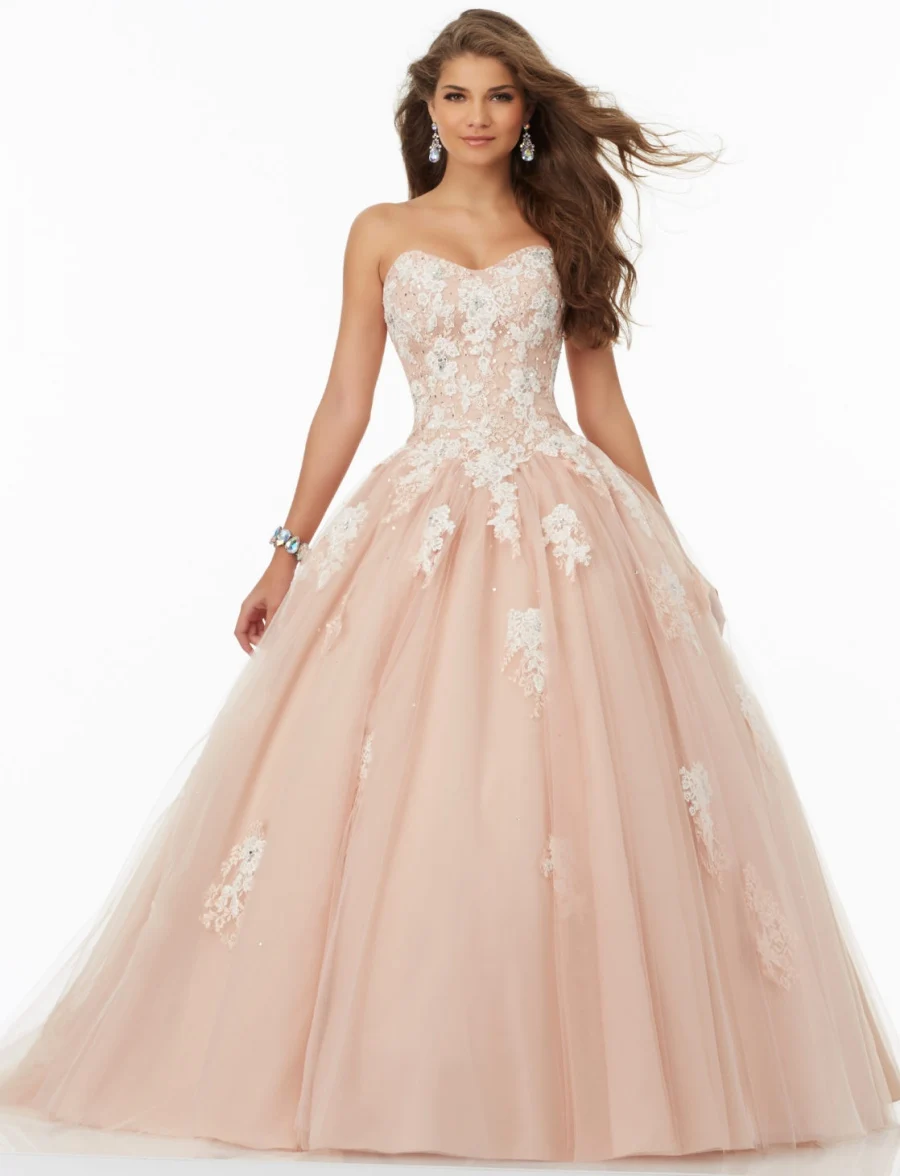 Elegant Blush Pink Quinceanera Dress 2017 Sweetheart Applique Beaded