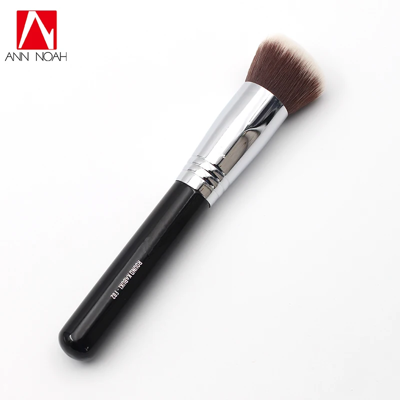 Tesoura de Maquiagem impecável f82 round head kabuki Tamanho : 5.9*0.9*1.1 Inches