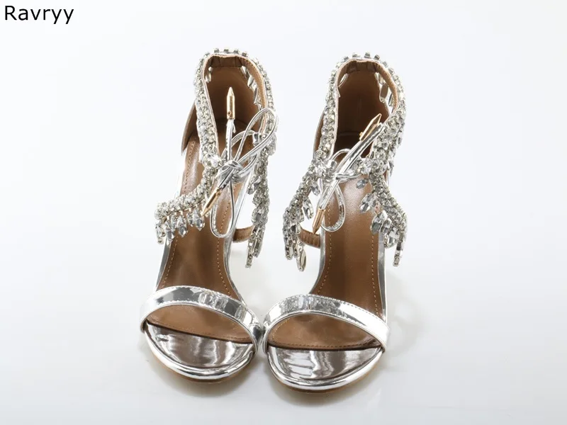 Обувь с кристаллами; Летние блестящие женские Серебристые босоножки со стразами и бахромой; пикантные туфли-лодочки на шнуровке; женские модельные туфли на тонком каблуке